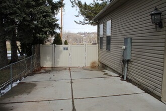 1410 Canyon Dr, Unit 1410A in South Weber, UT - Building Photo - Building Photo