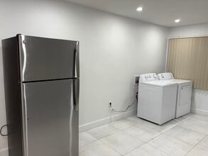 170 NW 58th St in Miami, FL - Building Photo - Building Photo