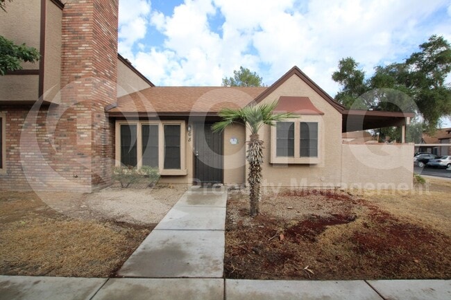 8111 W Wacker Rd in Peoria, AZ - Building Photo - Building Photo