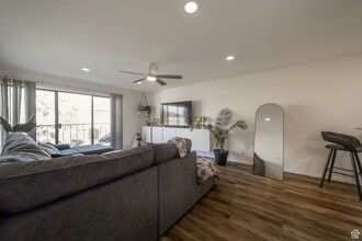 34 Lester Ave in Murray, UT - Building Photo - Building Photo