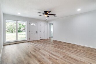 1208 N Grant Dr in Sherman, TX - Building Photo - Building Photo