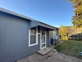 3104 Grant St in Wichita Falls, TX - Building Photo