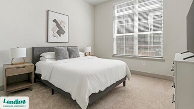 640 21st Ave N, Unit 120 in Nashville, TN - Foto de edificio - Building Photo