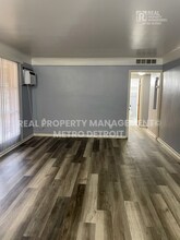 25292 Orchard Grove St in Southfield, MI - Foto de edificio - Building Photo