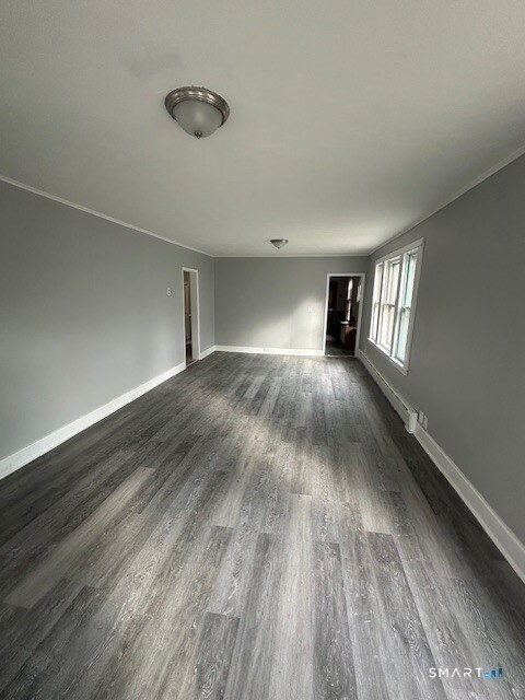 77 Alma St in Waterbury, CT - Building Photo - Building Photo