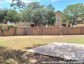 21735 Thunder Basin in San Antonio, TX - Building Photo - Building Photo