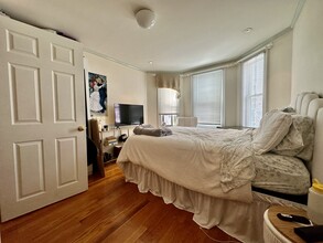 8 Fulkerson St, Unit 1 in Cambridge, MA - Building Photo - Building Photo