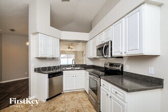 12101 Feldwood Creek Ln in Riverview, FL - Building Photo - Building Photo