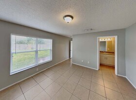 13055 Prairie Meadows Dr in Orlando, FL - Building Photo