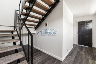 789 W 18th St in Los Angeles, CA - Building Photo - Building Photo