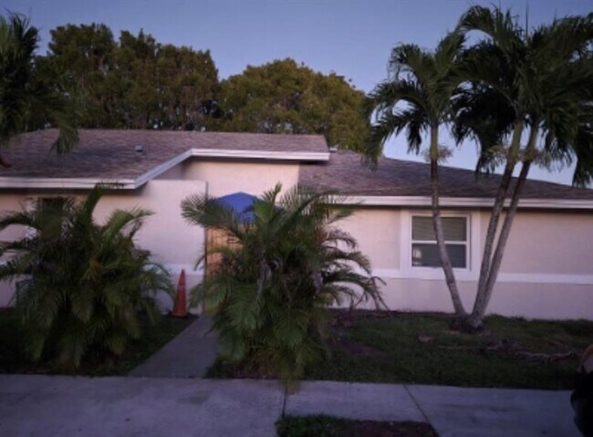1424 White Pine Dr