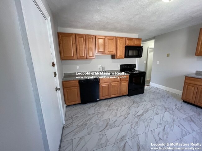 3 Winship Pl, Unit 3 winship place in Boston, MA - Foto de edificio - Building Photo