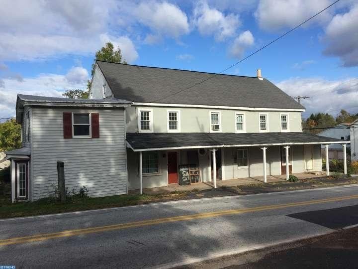 715 Morwood Rd in Telford, PA - Building Photo