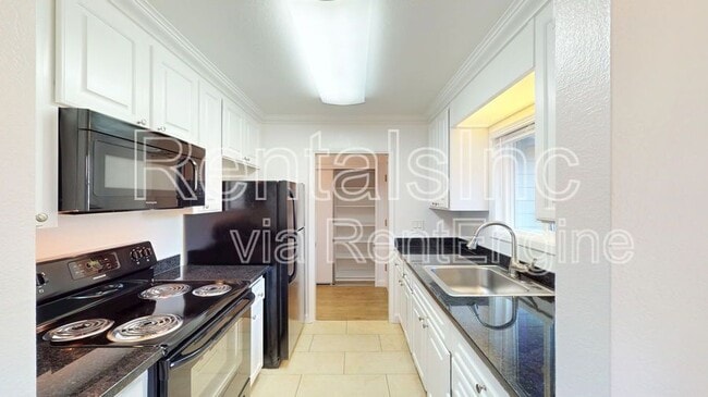 property at 352 Robinson St