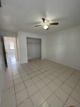 727-729 Pineville Ln in Lakeland, FL - Building Photo - Building Photo