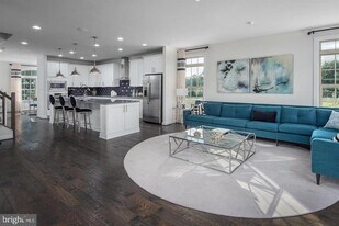 52 Wedge Way in Pikesville, MD - Building Photo