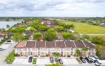 13923 SW 177th St in Miami, FL - Building Photo - Building Photo