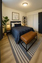 5965 SE 122nd Ave in Portland, OR - Building Photo - Building Photo