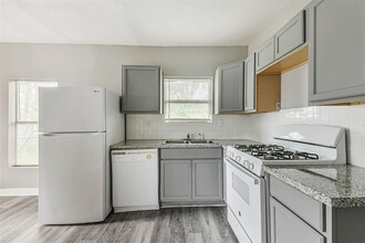 9839 Racine St in Houston, TX - Building Photo - Building Photo