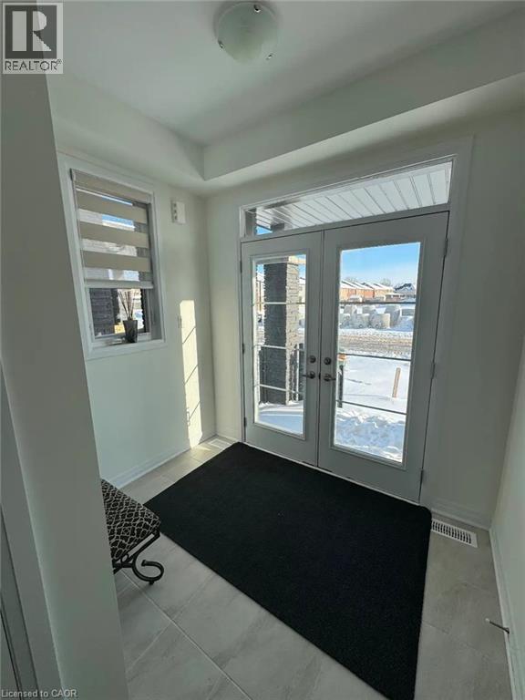 147 Gillespie Dr in Brantford, ON - Building Photo - Building Photo