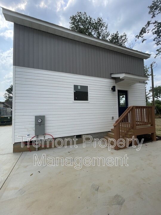 1948 Lynnbrook Ave in Chattanooga, TN - Building Photo