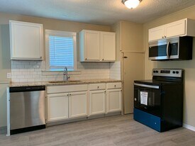 500 E Heron St in Denison, TX - Building Photo