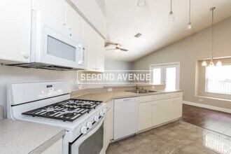 4622 Tailfeather Ct in Land O Lakes, FL - Foto de edificio - Building Photo