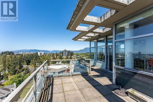 5639-5639 Hampton Pl in Vancouver, BC - Building Photo - Building Photo