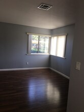 3715 Tallyho Dr, Unit 125 in Sacramento, CA - Building Photo - Building Photo