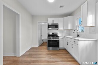 246 Judson Pl in Bridgeport, CT - Building Photo - Building Photo