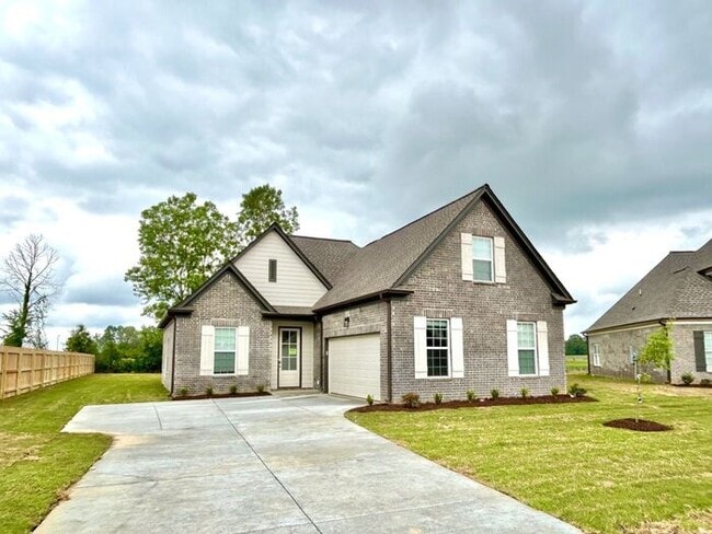 property at 5416 Kennesaw Dr E