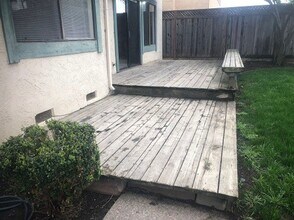 35605 Beeching Ln in Fremont, CA - Building Photo - Building Photo