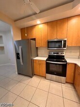 1105 Van Loon Commons Cir in Cape Coral, FL - Foto de edificio - Building Photo