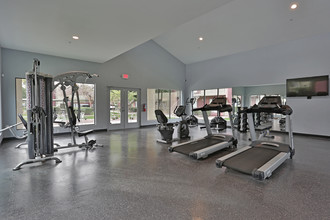 Eastridge Apartments in Tempe, AZ - Building Photo - Interior Photo