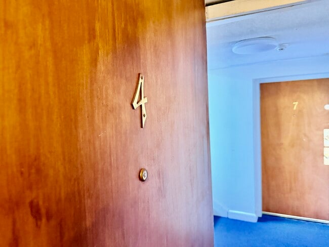 property at 770 Cummins Hwy