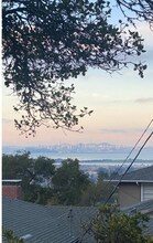 29 Edgecroft Rd, Unit 29 in Kensington, CA - Building Photo - Building Photo