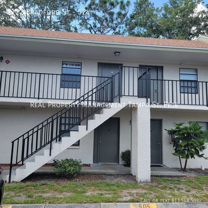 2122 Bradford St in Clearwater, FL - Building Photo