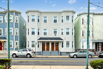 417 Cardinal Medeiros Ave in Cambridge, MA - Building Photo - Building Photo