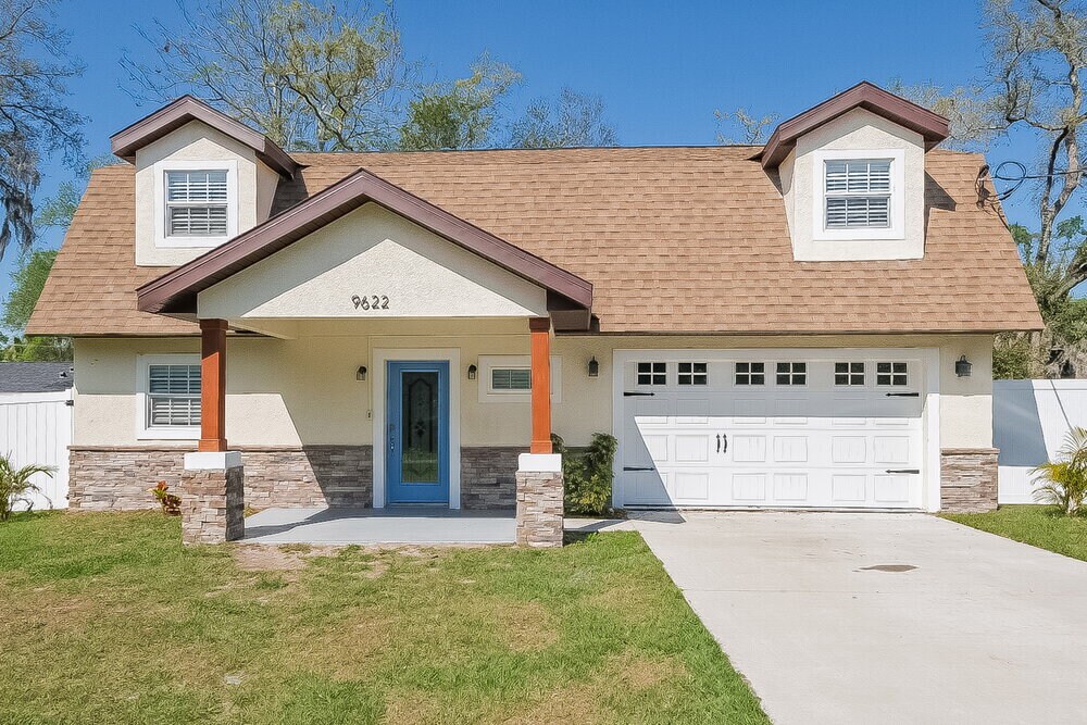 9622 N Ojus Dr in Tampa, FL - Building Photo