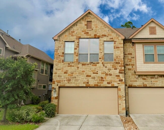 property at 114 Axlewood Ct