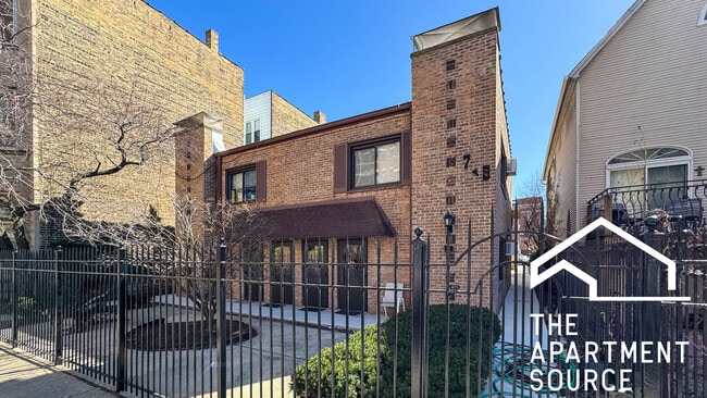 719 W Diversey Pky, Unit 2