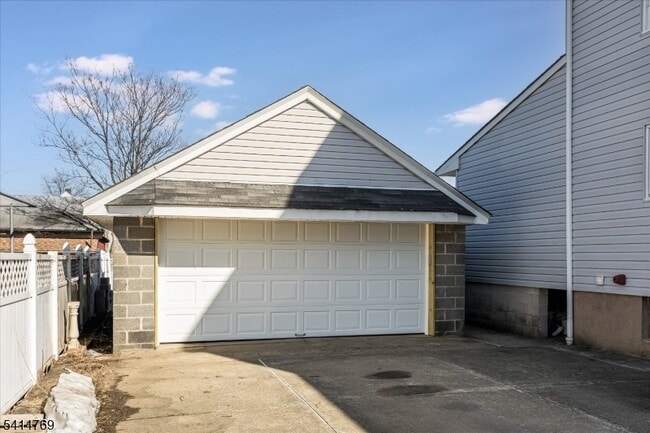 182 Pierre Ave in Garfield, NJ - Building Photo - Building Photo