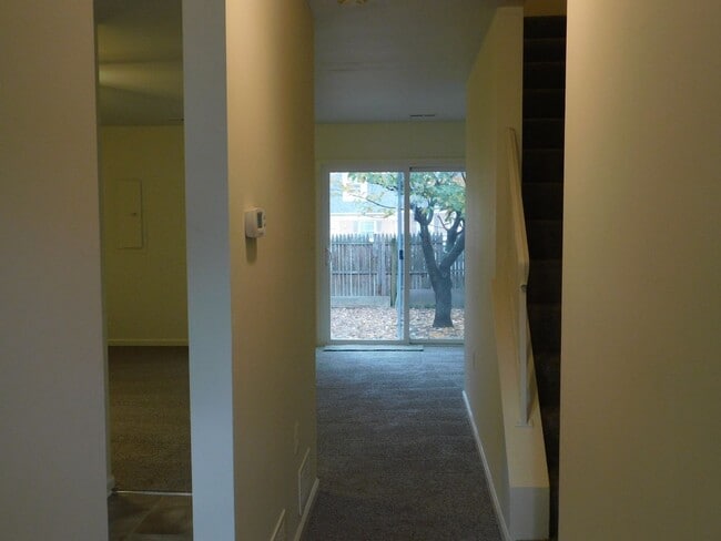 221 Kimberly Way in Winchester, VA - Building Photo - Building Photo