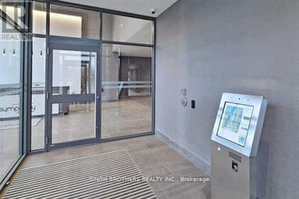 15 Lynch St in Brampton, ON - Building Photo - Building Photo