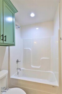 2323 S 18th St photo'