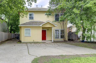 1702 Singleton Ave in Austin, TX - Building Photo