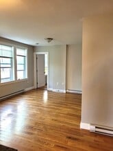 85 Germain Ave in Quincy, MA - Building Photo - Building Photo