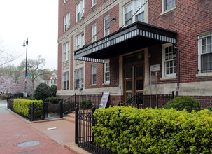 The Shelburne Apartments in Washington, DC - Foto de edificio - Building Photo