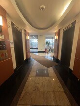 203 Yoakum Pkwy in Alexandria, VA - Building Photo - Building Photo