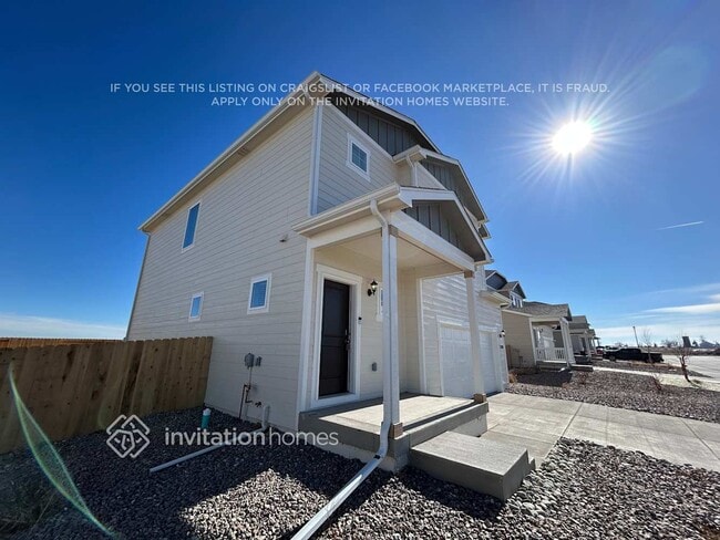 7338 Green River Ave in Frederick, CO - Foto de edificio - Building Photo